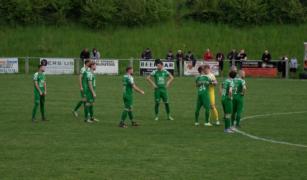 Fin de saison pour Grand-Leez sorti par Rochefort B