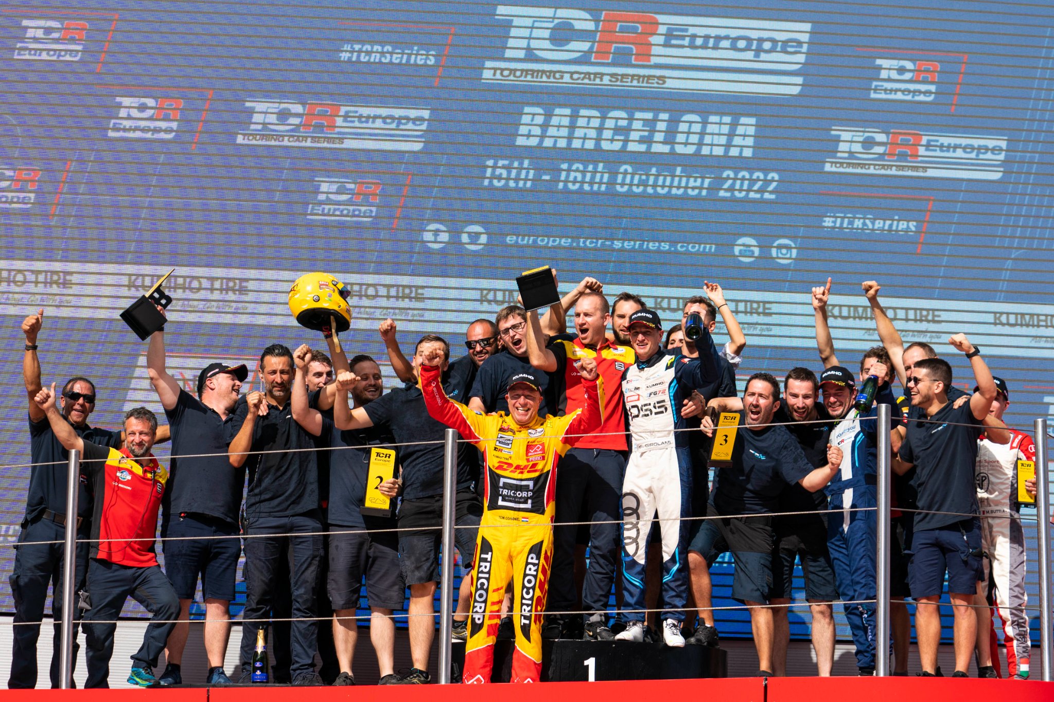 L'équipe Comtoyou Racing au TCR (Touring Car Racing) Europe 2022