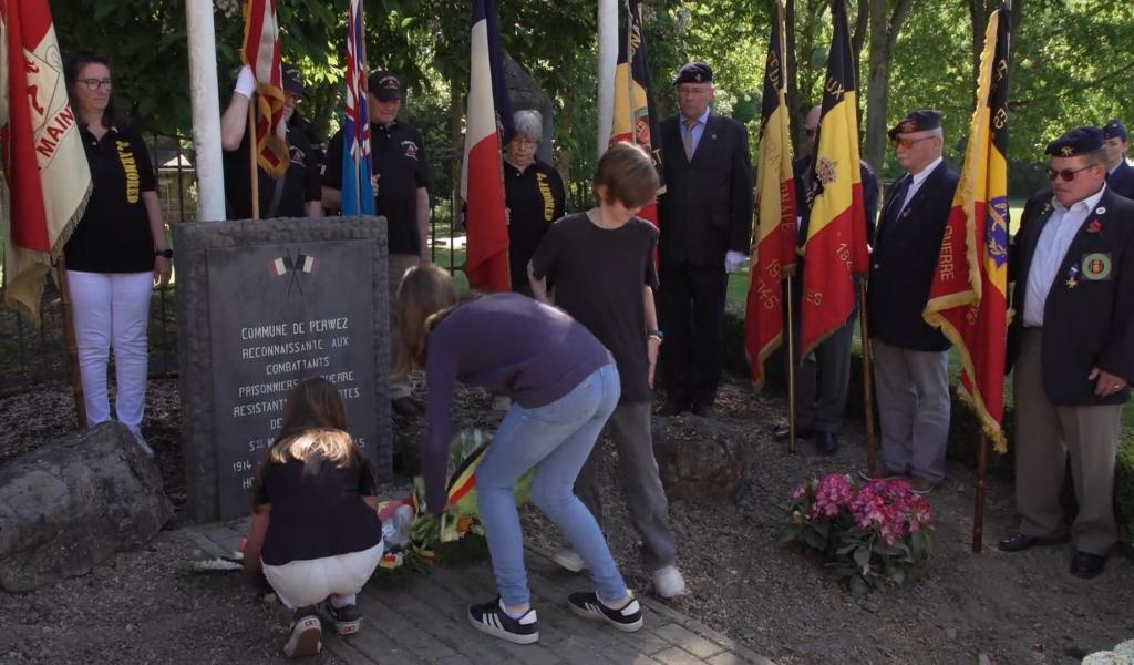 De retour de congé, les élèves de Malèves commémorent la Libération.