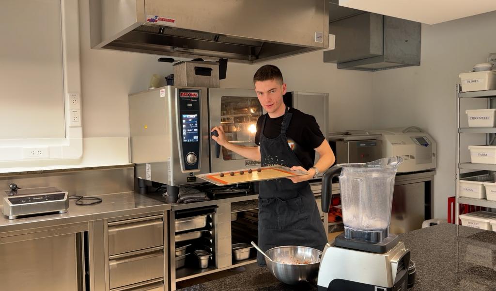Un étudiant de Gembloux Agro-Bio Tech crée des snacks sains pour les sportifs