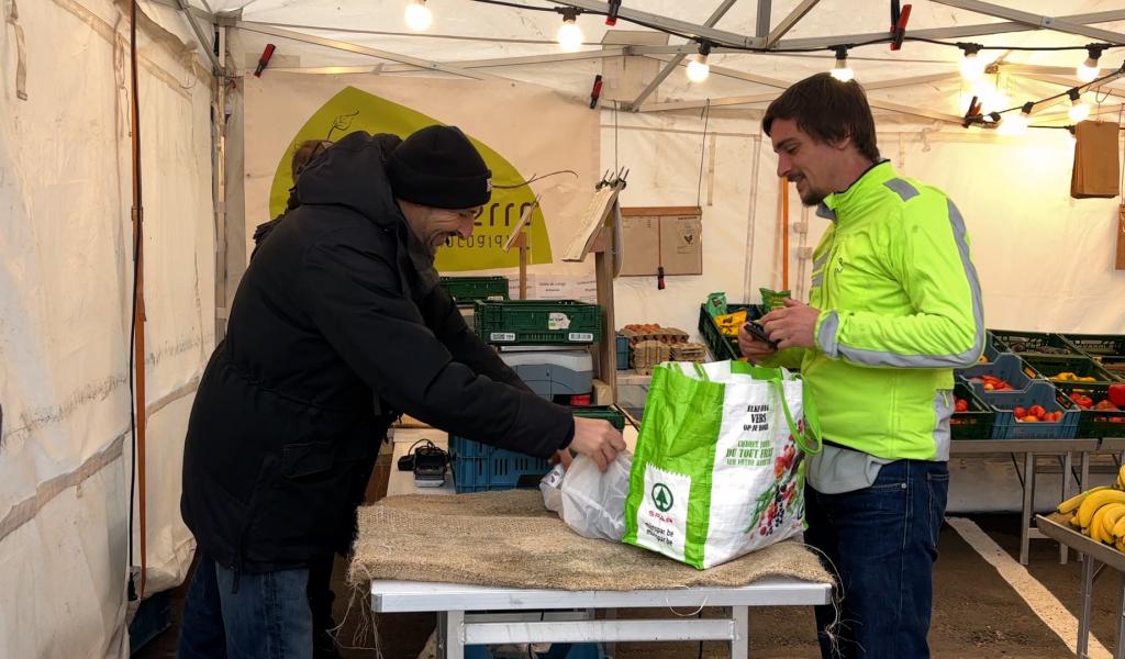 Le marché de Walhain conquiert clients et exposants : le plan de mobilité modifié