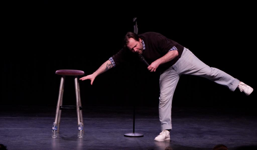 À Perwez, Dan Gagnon teste un stand-up pour enfants inédit