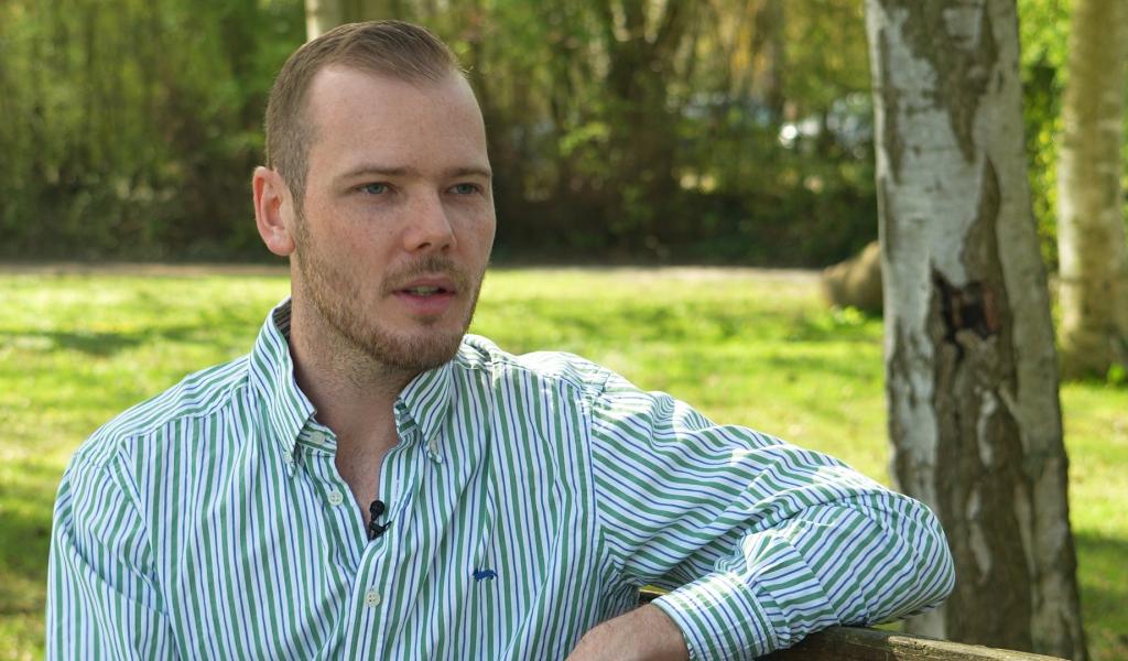 Momentum - Louis Engels, l'enfant en surpoids est devenu diététicien