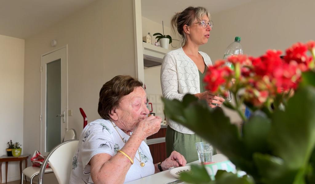 Horizon Serein : le défi de garder nos aînés à domicile