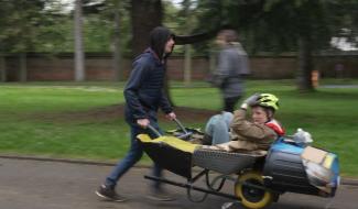 Gembloux : 6 heures brouettes sous la pluie