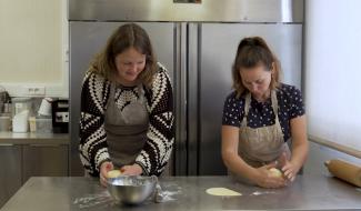Fruit de ma passion : confection de donuts avec Anaïs