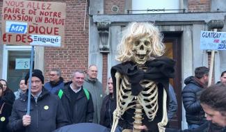 Les enseignants gembloutois ont clamé leur colère contre les économies