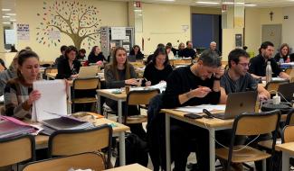 Veillée de correction nocturne pour dénoncer la réforme des 10% de temps de travail supplémentaire dans le secondaire supérieur