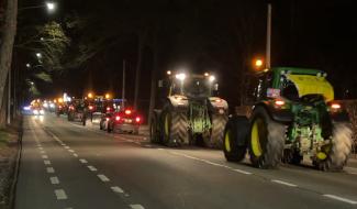 Halte au Mercosur : départ de Gembloux pour une cinquantaine d'agriculteurs