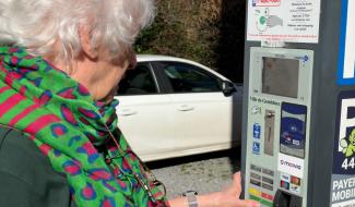 Stationnement à Gembloux : changement d'opérateur et retour des contrôles