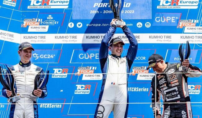 Nouvelle razzia pour le Comtoyou Racing en voiture de tourisme