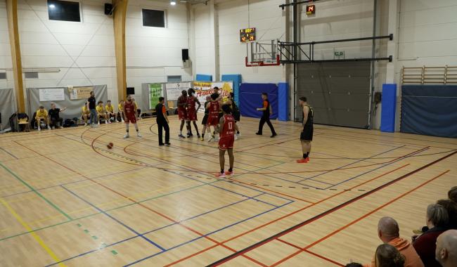 Basket R2 : Mazy-Spy continue sa série de victoire face à Schaerbeek (72-55)