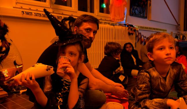 Des monstres, des contes et une fête d'Halloween familiale au CPAS de Perwez