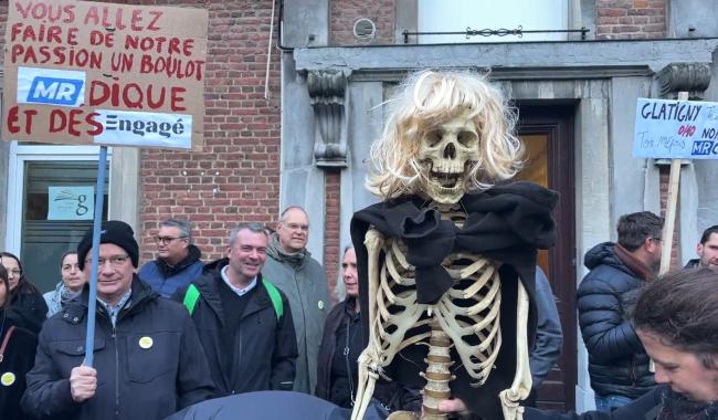 Les enseignants gembloutois ont clamé leur colère contre les économies