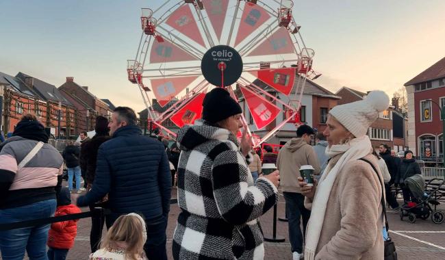 Marché de Noël sponsorisé par une marque à Perwez : quelles retombées pour le commerce local?