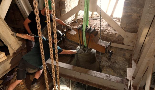 À Gembloux, les cloches quittent le Beffroi pour les besoins de la rénovation