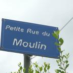 À côté de la plaque : la petite rue du Moulin à Orbais