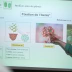 Walhain : les aînés à la découverte des microbes