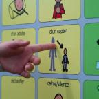 Ecole communale de Perbais : un tableau de langage assisté pour exprimer ses émotions
