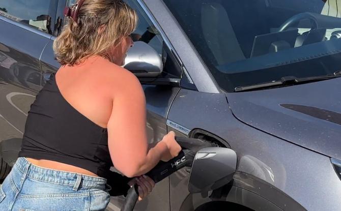 Gembloux : 8 points de recharge installés par un opérateur privé