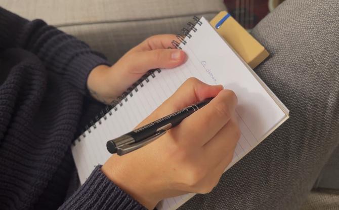 Avec "Et demain l’été", Émilie Decamp poursuit son chemin littéraire