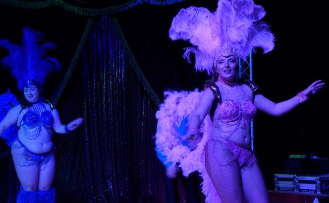 Beuzet : une soirée cabaret au Cirque d'Hiver de Wallonie