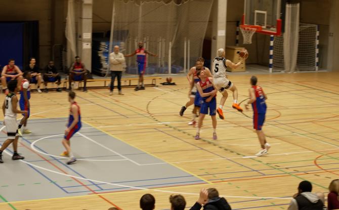 Défaite interdite pour le RBB Gembloux, face au RPC Anderlecht, concurrent direct pour le sauvetage