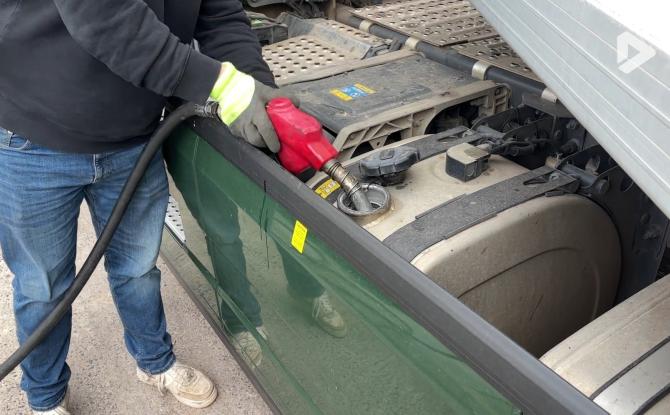 Transport : le secteur sous tension face à la flambée des carburants