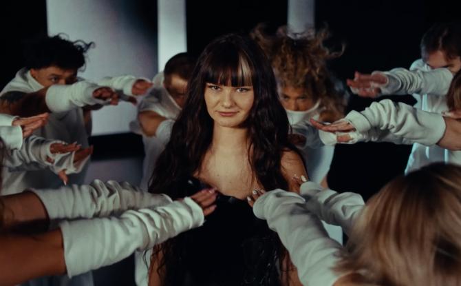 Demi-finale de l'Eurovision : la performance d'Essyla sera diffusée au Perwex
