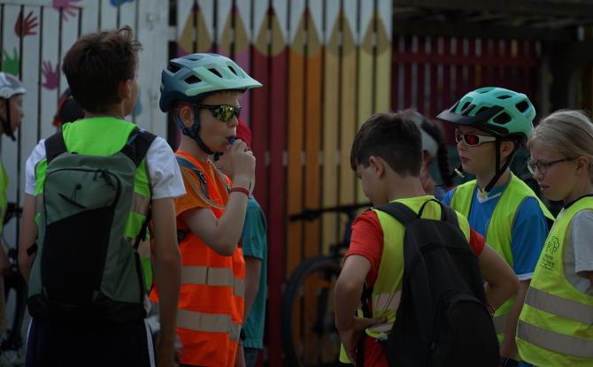 Les élèves de Bossière en voyage scolaire à vélo