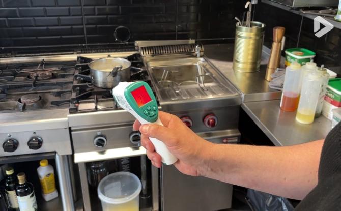 Horeca : cuisiniers et serveurs pas épargnés par la chaleur
