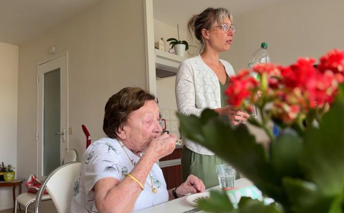 Horizon Serein : le défi de garder nos aînés à domicile